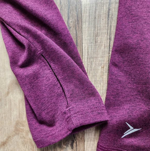 Women's Old Navy Active GoDry Long Sleeve Running Top w/ Thumb Holes Size Medium - Picture 12 of 13